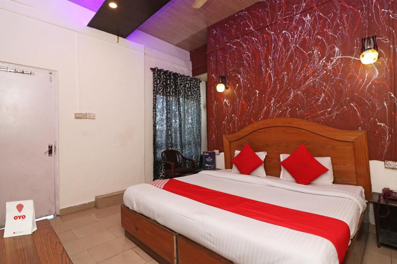 Oyo 81042 Rajput Resort Patiāla Exterior foto
