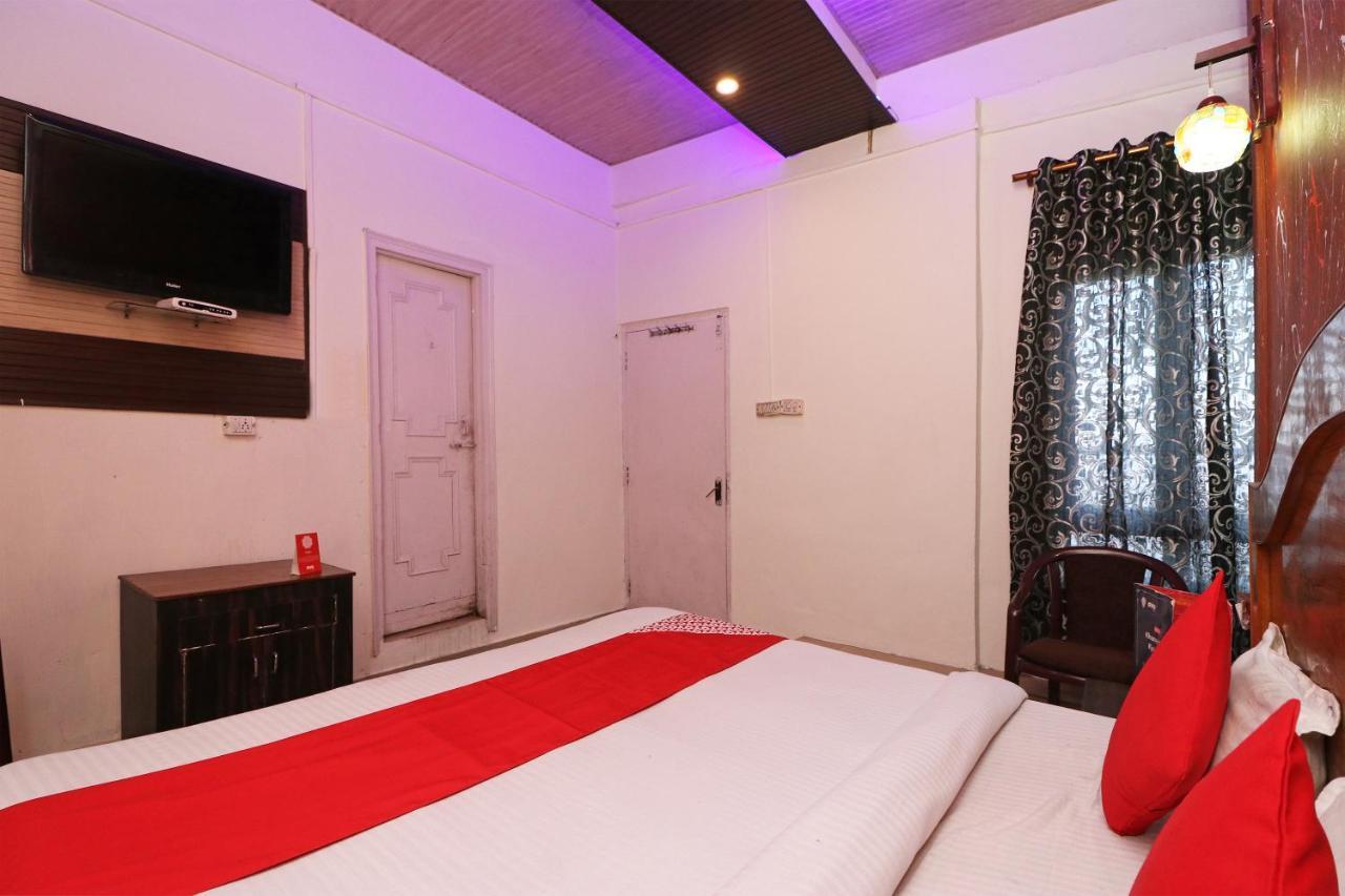 Oyo 81042 Rajput Resort Patiāla Exterior foto